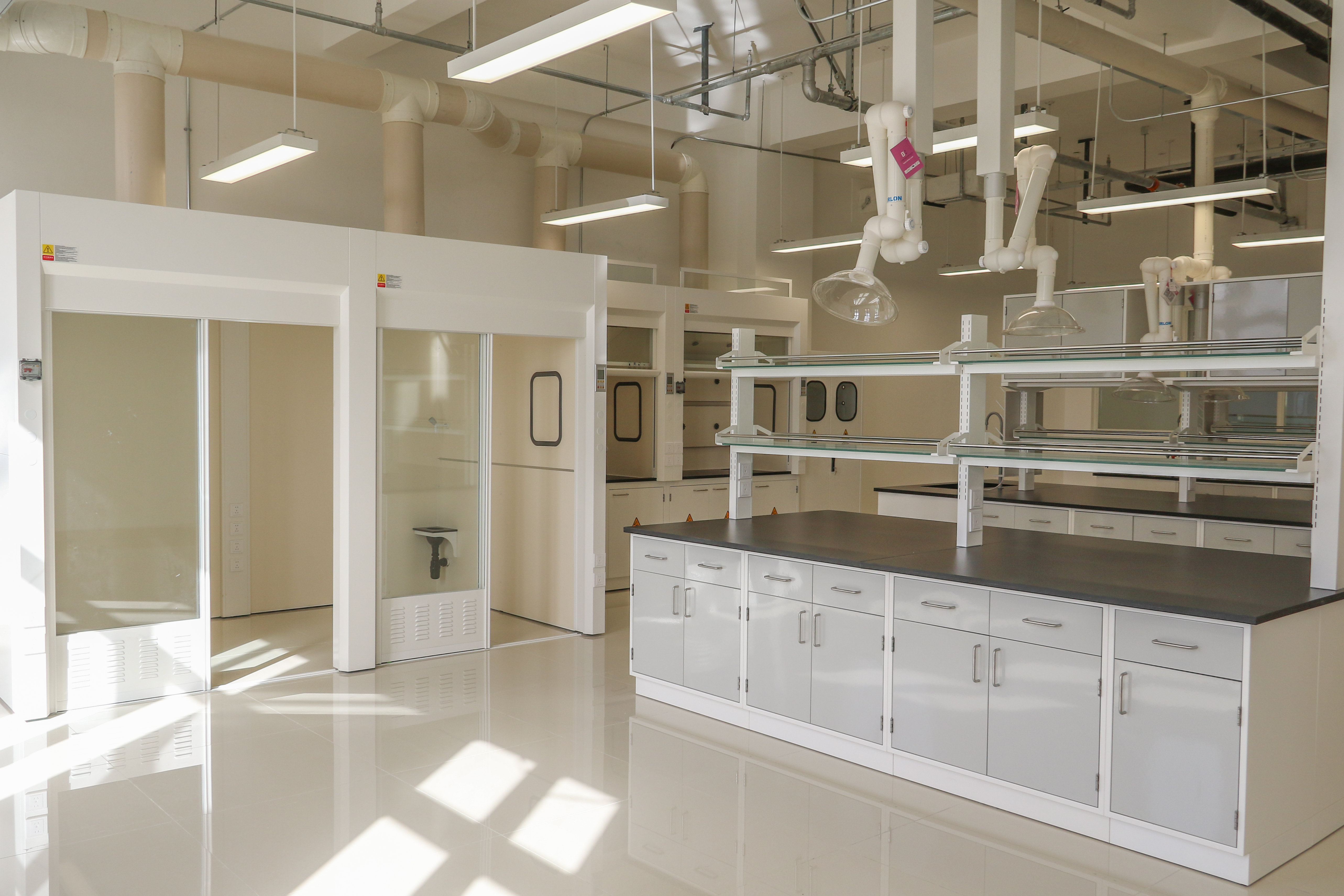 mais recente caso da empresa sobre Mobiliário de Laboratório do Instituto de Processos de Pequim Laboratório Armário de Ventilação de Laboratório